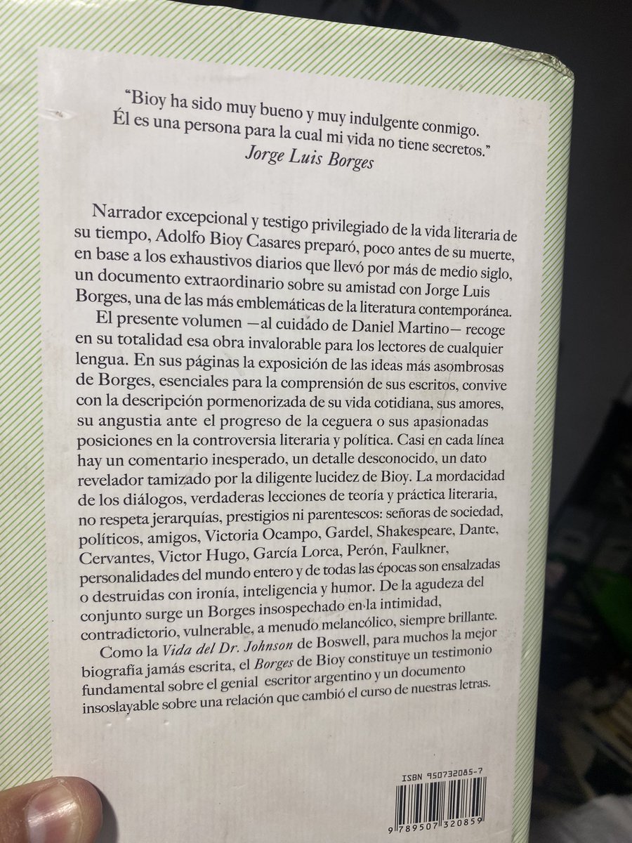 gojauregui's tweet photo. El diario que Bioy escribió sobre su amistad con Borges. Un librotote. Lean cómo se despide de Borges. https://t.co/vGj24mFeaX