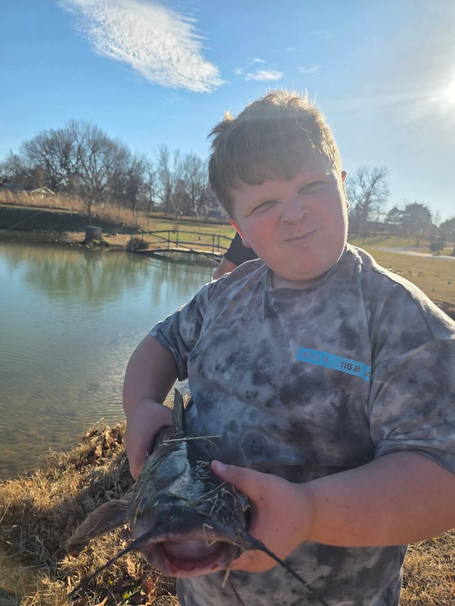stonergump420's tweet image. This weather is so odd! Christmas day and its 78°! We wished for snow and instead caught fish! 
Fishing after a huffleapuff is one of my favorite elevated activities! Every fish seems like a monster! #fypageシ #comedy #humor #trendingpost #fblifestyle #parenting #couplegoal #fish