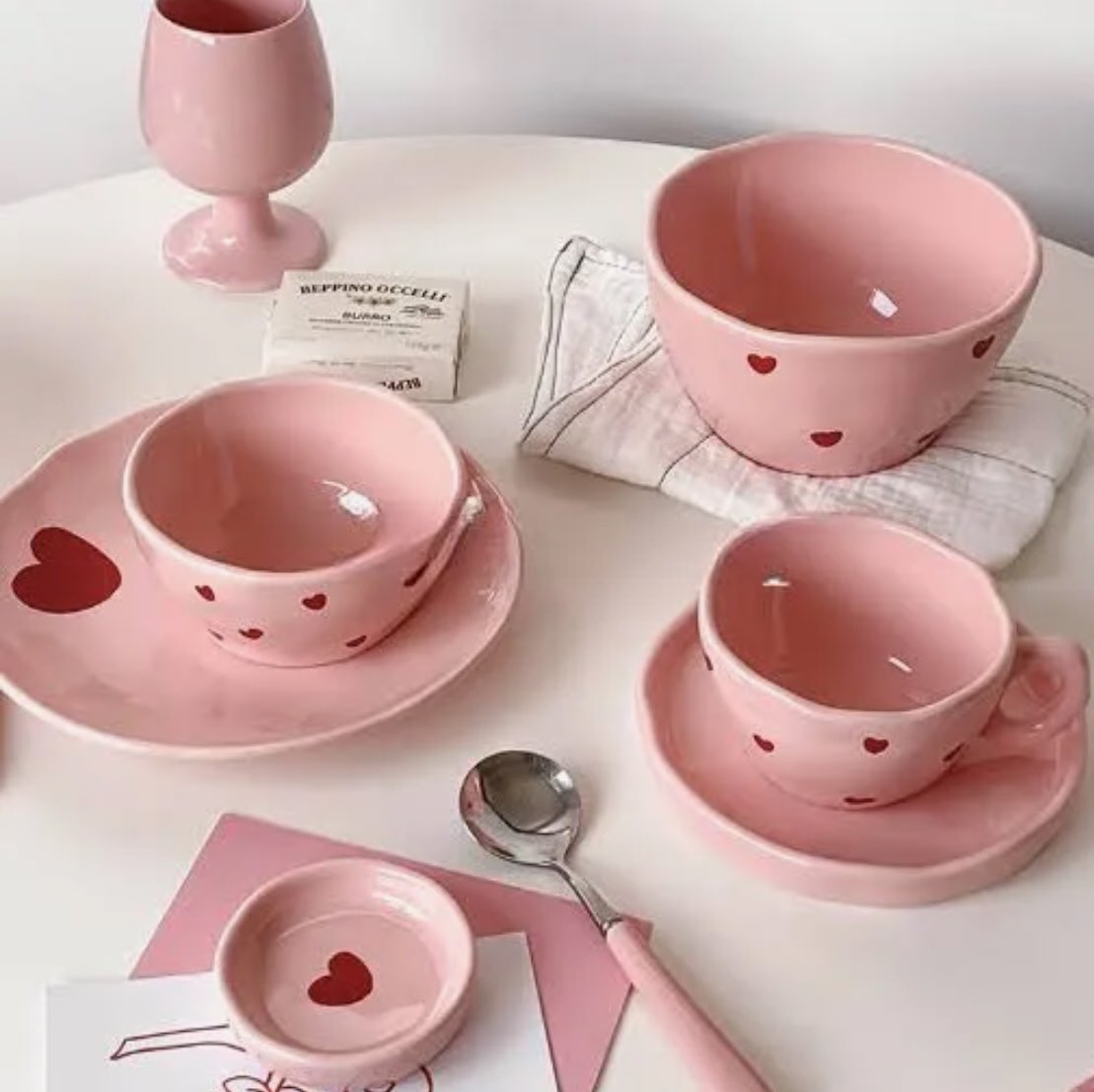 20代女子へ。 悪いこと言わないのでこういう食器買うのはやめようね