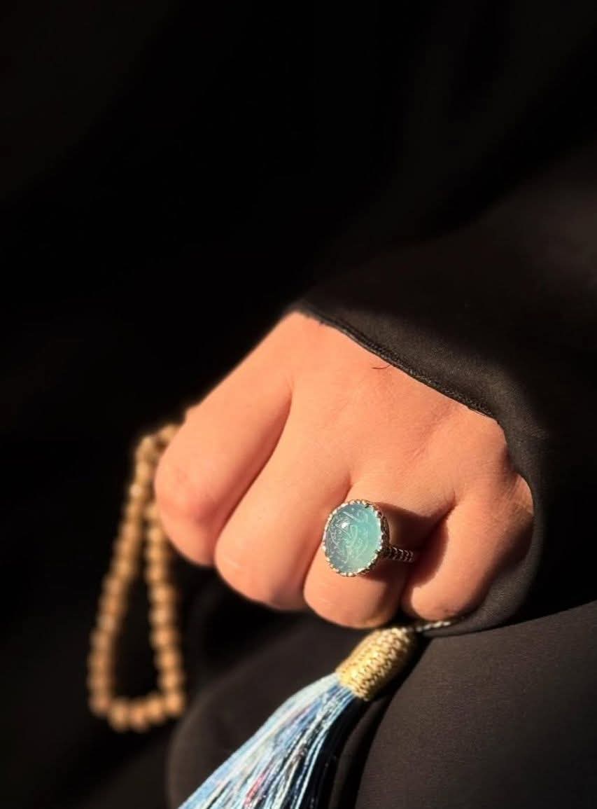 Selamun Aleyküm Cümleden 👋
Şu mübarek cuma gününde bitmiş olan insanlığın😔
Tekrar yeşermesi tek duam olacak..
Hayırlı cumalar dilerim herkese 🤲🏻😌