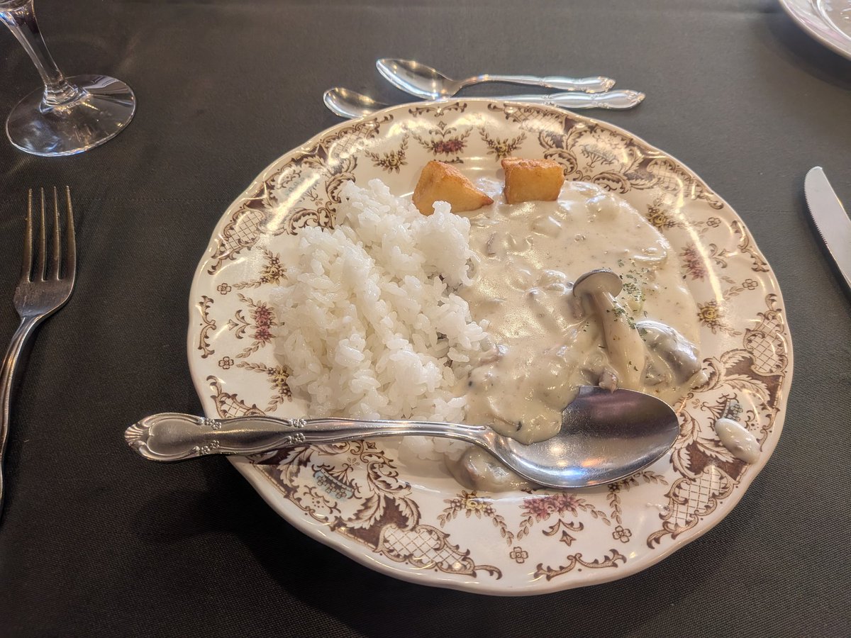 ビーフストロガノフ
驚きの白さ
