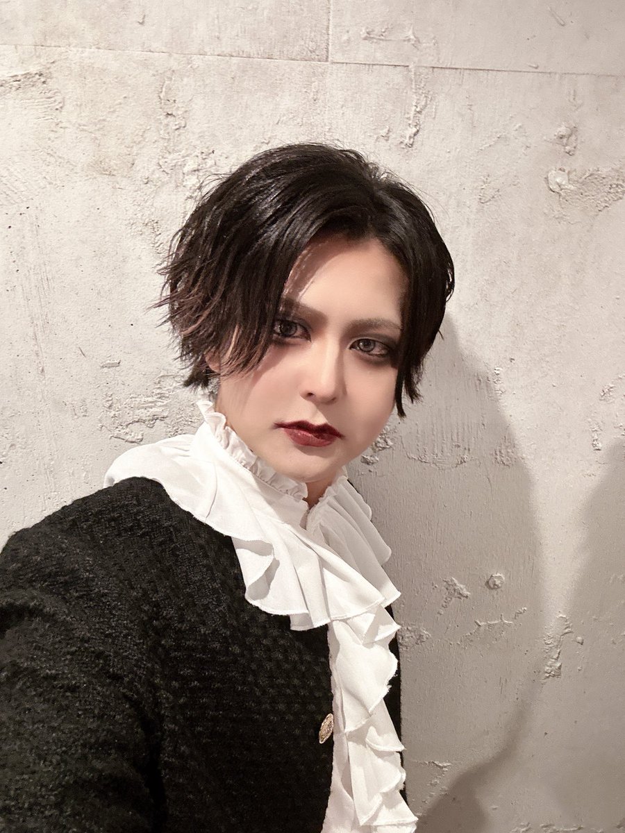 ティンカーベル初野｜TVアニメ『ナス』OPテーマ (@josinohimitsu