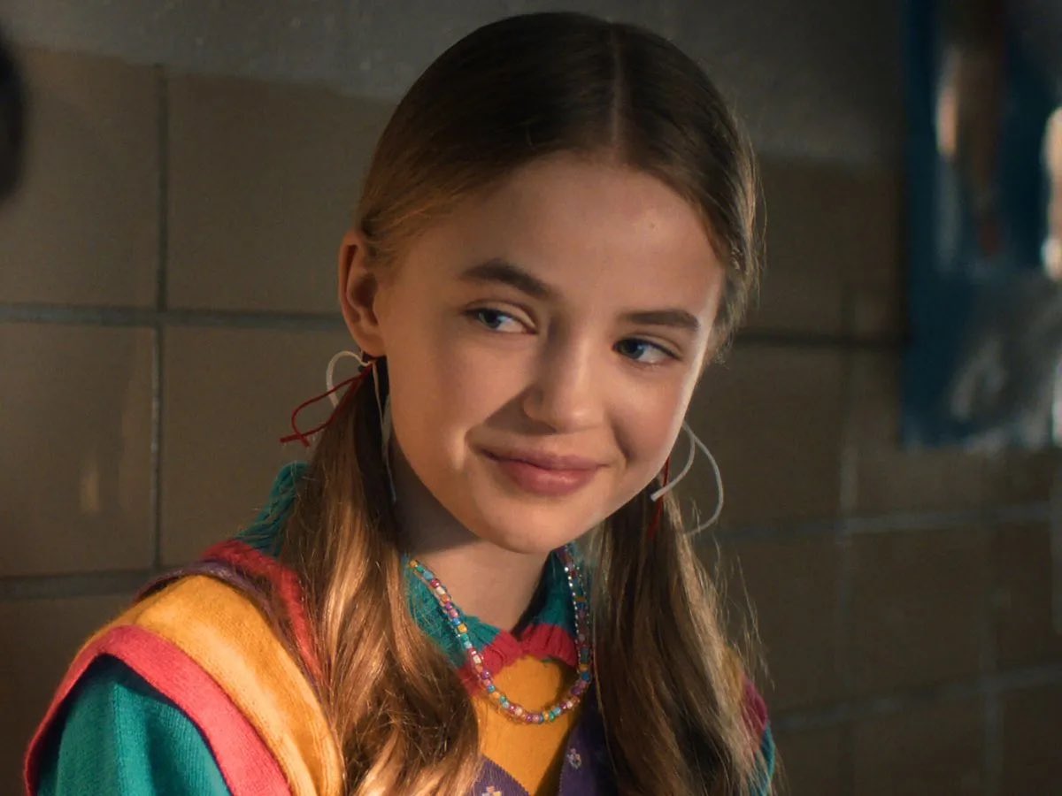 yankisner's tweet photo. Tweet de apreciação pra atuação INCRÍVEL de Nell Fisher (Holly). Como pode uma atriz de apenas 14 anos entregar tanto sendo tão jovem? Que TALENTO! #StrangerThings5 https://t.co/WQI8bobkQ4