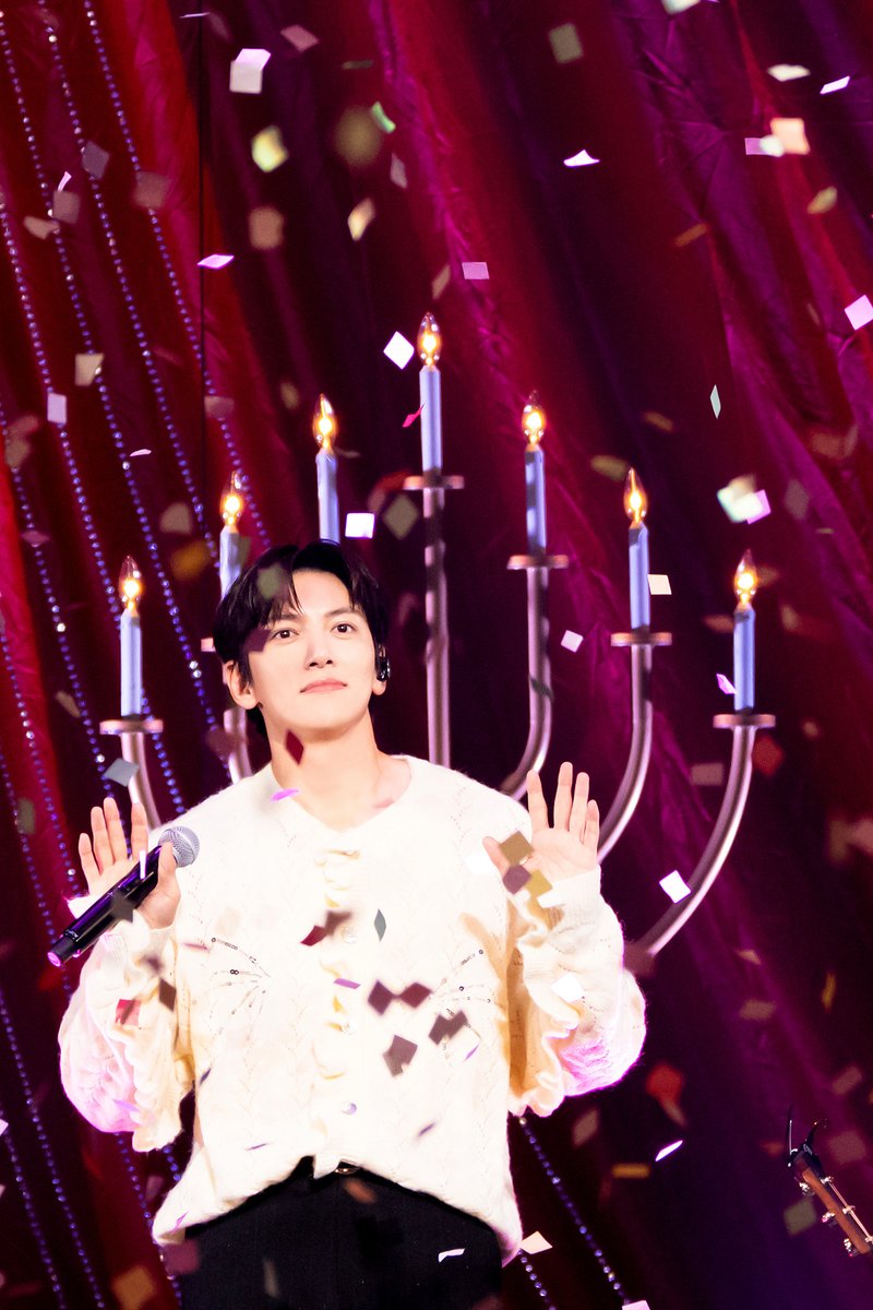 slist2015's tweet photo. 지창욱, 8천명 팬들과 함께한 日 도쿄 팬미팅 “큰 선물 받은 기분”

#지창욱 
#배우지창욱 
#JiChangWook 
#지창욱팬미팅 
⬇️관련기사⬇️
https://t.co/jziAgZsayW https://t.co/uQ2SnGcvqh