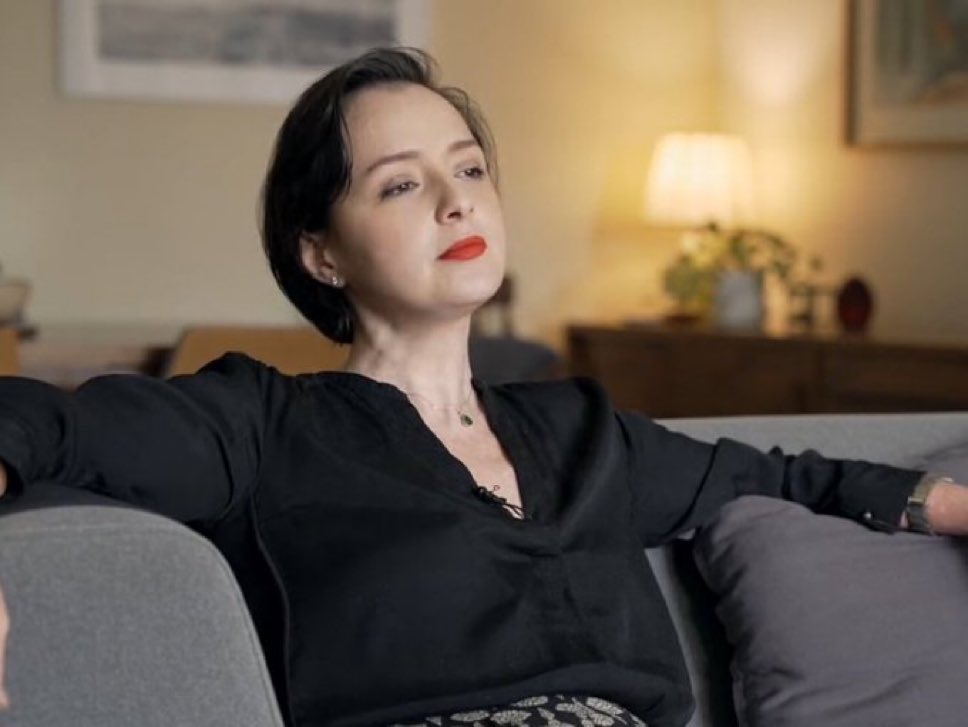 همچو سروی ناز tweet media