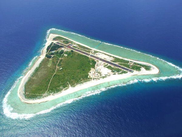 Defence_Index's tweet image. 🇯🇵 BREAKING: Japan is set to begin deep sea extraction tests of rare earth rich mud off Minamitori Island, around 1,900 km southeast of Tokyo.

This marks the world’s first attempt to continuously lift rare earth laden mud from a depth of 6,000 meters directly to a vessel, a…