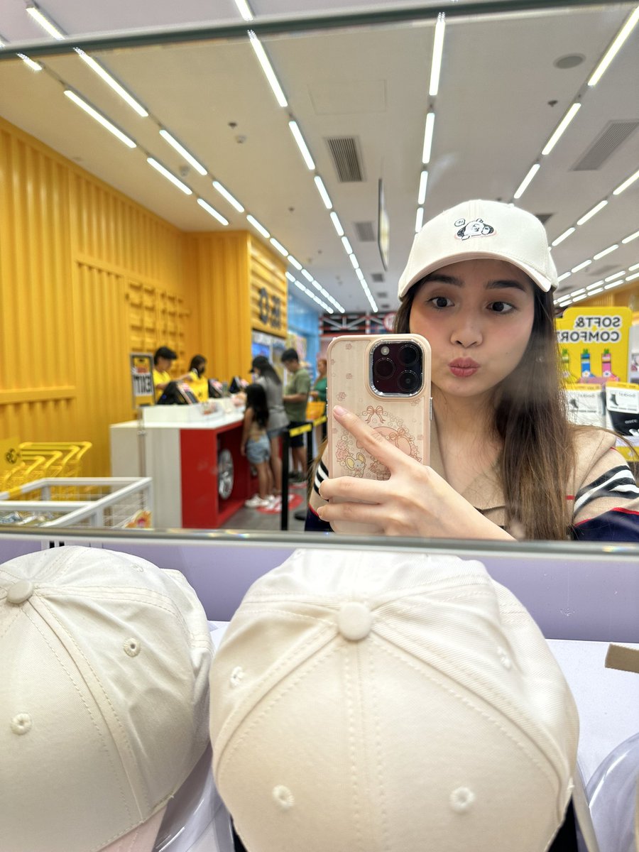 gigi 🧸 tweet media