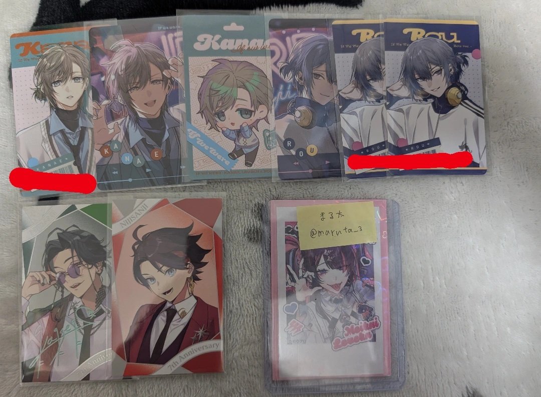 maruta__3's tweet photo. 【交換】にじさんじ　チェキ　缶バッジ　ボイスビジュアルカード　カード

求　画像9　詳細alt

👑の方含む交換優先
郵送or岡山駅手渡し可能 https://t.co/3i4YR7AG5v