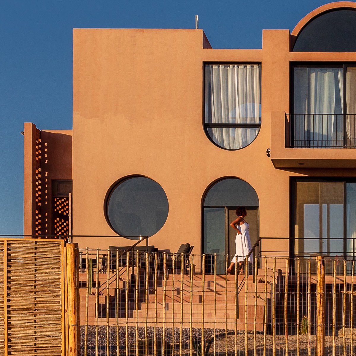 REDArquitectos's tweet photo. Mujeres que habitan 
Women dwelling https://t.co/74KytaX9cq