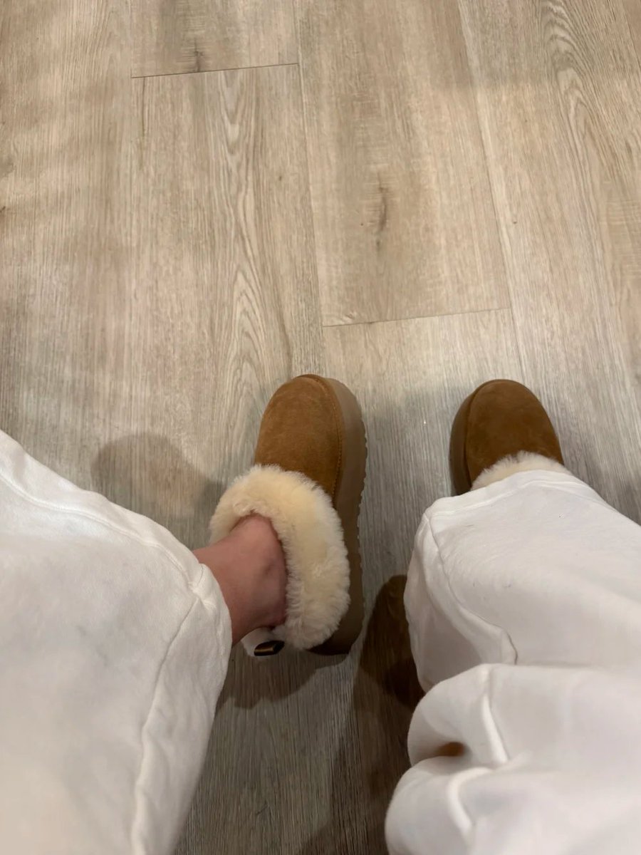 Ubsbfsb's tweet photo. These shoes are very warm, I really like them. https://t.co/4j4zZsdBfZ