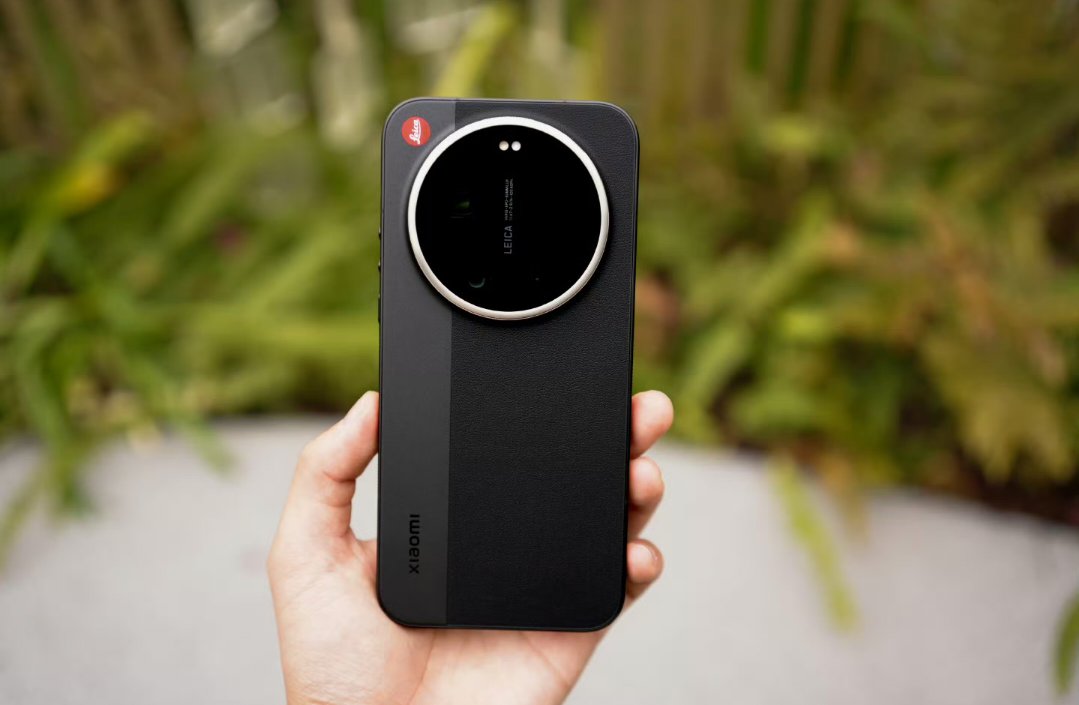 That_Kartikey's tweet photo. Xiaomi 17 Ultra Leica version looks absolutely beautiful 

Pic via: DCS https://t.co/J3JpLqdJr2