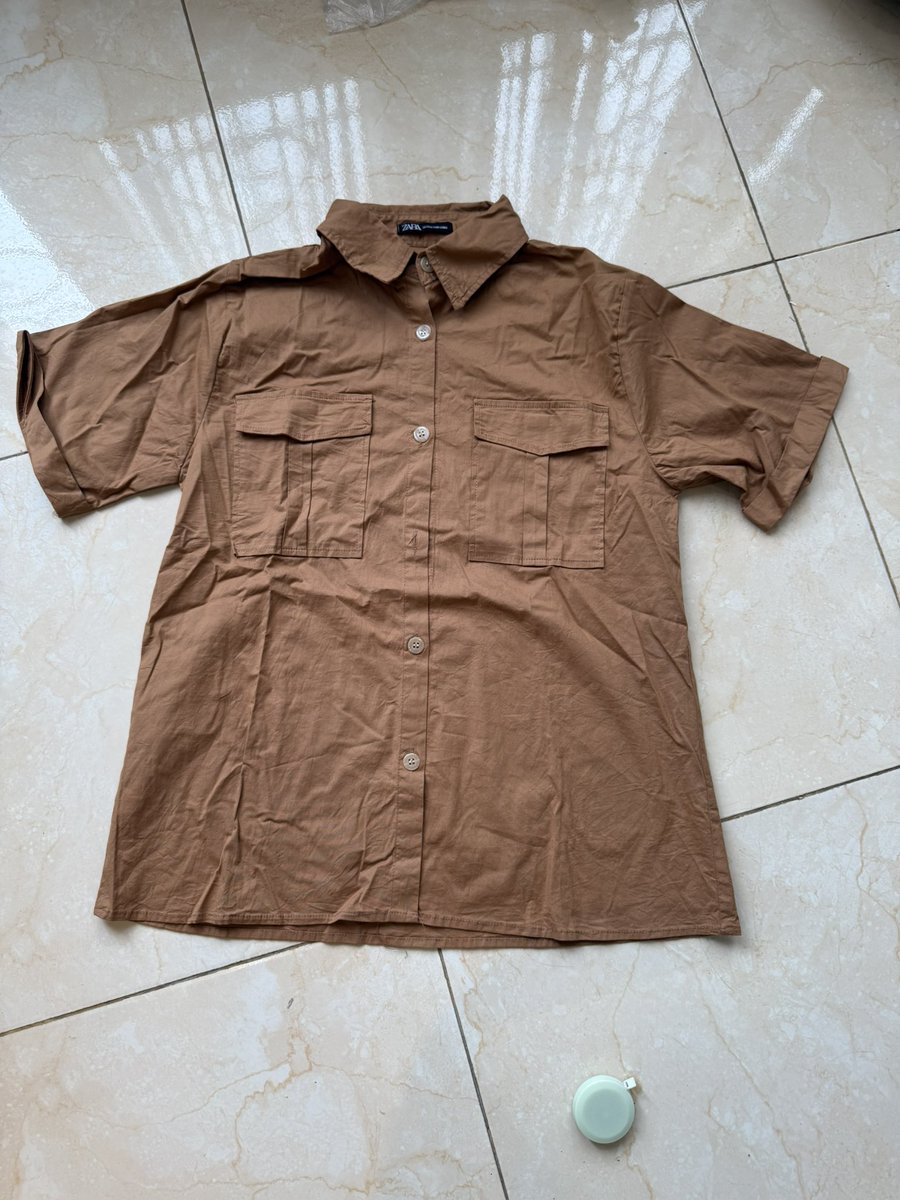 Wts preloved

One set kemeja celana pendek
Zara kw
Ld 100
Lp melar sampai 100
Ngga pernah dipakai
💸 60.000

T t shirt celana