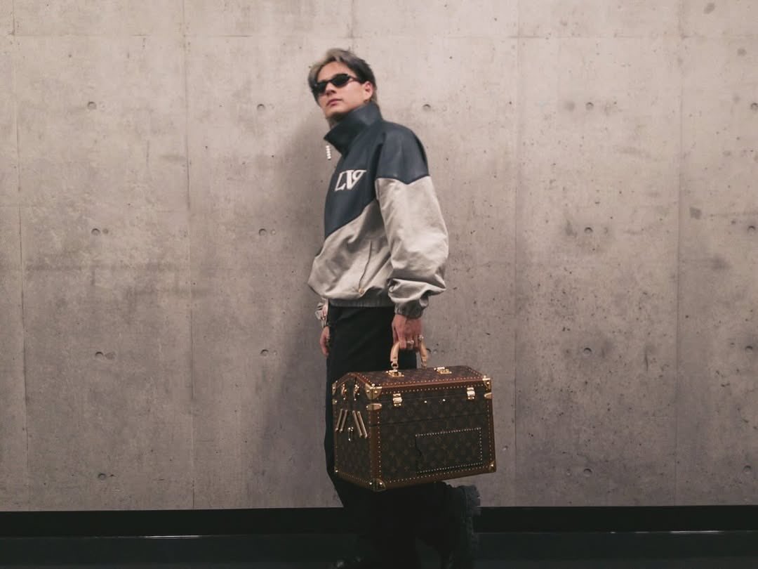 紫耀ページ Amazon.co.jp: 新装版 Zoom in 平野紫耀2 : ジャニーズ研究会: 本