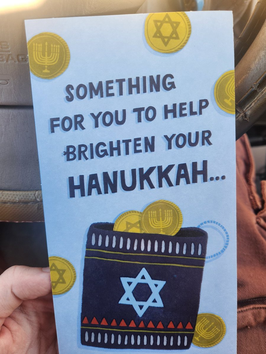 MemeKing6942's tweet photo. Hopefully, everyone had an amazing christmas and got what they wanted! I had a good time spending christmas with some of my family members, and I get to see more soon! I got my mom this as a Christmas card because I couldn't stop thinking about alex jones. She laughed at it.😄😄 https://t.co/TvqWRL6txX