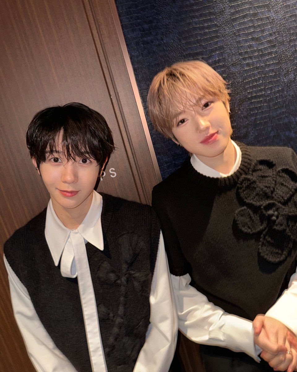 ✿🖤✿🖤

#RYO #SAKUYA
#료 #사쿠야
#リョウ #サクヤ 
#NCTWISH