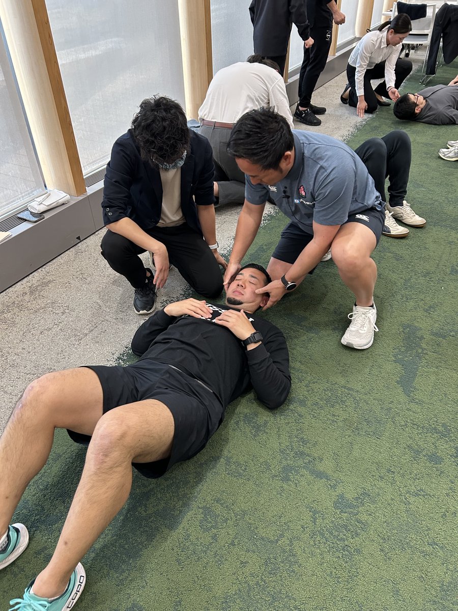 JRFUMedia's tweet photo. 🚨日本ラグビーフットボール協会2025年度トレーナー研修会（関東）のお知らせ🚨

この度、日本ラグビーフットボール協会では2025年度のトレーナー研修会（関東）を下記の日程で開催致します。

🗓日時：2026年2月22日 (日) 9時20分～17時00分 
🏫会場：順天堂大学 本郷・お茶の水キャンパス　7号館13階 有山登メモリアルホール 
👛参加費：￥5,000-（別途手数料￥240）
👥定員 ：150名
💻申込フォーム ：https://t.co/TmMCYPIv24
✅締切り：2026年2月15日（日）

詳細日本協会HPをご確認ください。
https://t.co/xQLycnivwU

 多数の方々のご出席をお待ちいたしております。