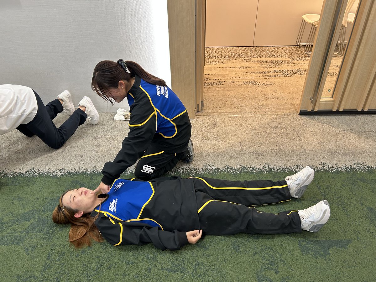 JRFUMedia's tweet photo. 🚨日本ラグビーフットボール協会2025年度トレーナー研修会（関東）のお知らせ🚨

この度、日本ラグビーフットボール協会では2025年度のトレーナー研修会（関東）を下記の日程で開催致します。

🗓日時：2026年2月22日 (日) 9時20分～17時00分 
🏫会場：順天堂大学 本郷・お茶の水キャンパス　7号館13階 有山登メモリアルホール 
👛参加費：￥5,000-（別途手数料￥240）
👥定員 ：150名
💻申込フォーム ：https://t.co/TmMCYPIv24
✅締切り：2026年2月15日（日）

詳細日本協会HPをご確認ください。
https://t.co/xQLycnivwU

 多数の方々のご出席をお待ちいたしております。