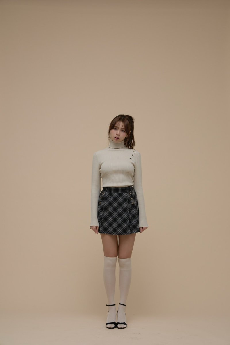 Judy pleats set up color beige/black ¥19,800-tax in 柔らかな質感の