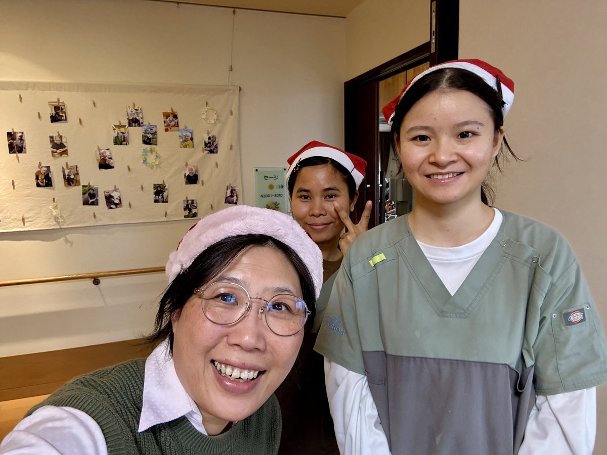 kuushinelm's tweet photo. えるむのクリスマス会は、3階フロア各々で企画。たくさんの笑顔を見ることができました。
＃高齢者複合福祉施設　＃特養　＃グループホーム　＃介護　＃クリスマス会 https://t.co/nKybNi71TE