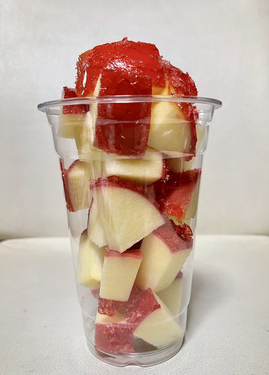 🚨- 緊急告知 -🚨

今年最後にして最大のりんご飴大放出🍎
⚡️最大50%OFF‼️半額⁉️⚡️
　
👹鬼ミックス3,000→1,500⁉️

場所: 東京都世田谷区北沢2-9-21   ガクヤ
時間: 12:00-17:00

年越し用に絶品神りんご飴いかがですか

早い者勝ちですょ ٩( ᐛ )و

#りんご飴
#ガクヤ
#下北沢
#あおもり屋
#半額