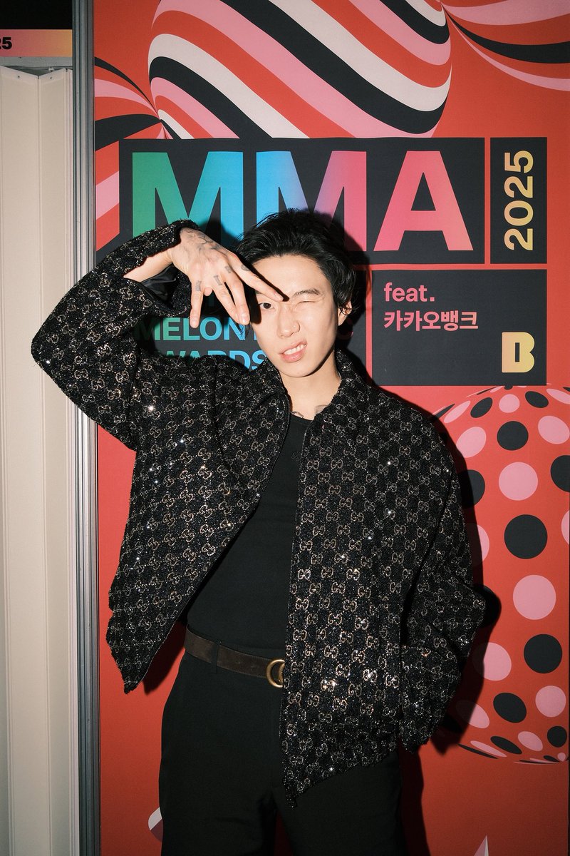 Team_JayPark's tweet photo. Jay Park at #MMA2025 📸

@JAYBUMAOM #박재범 #JayPark
#멜론뮤직어워드
#MOREVISION #모어비전 https://t.co/LyLg072u7g