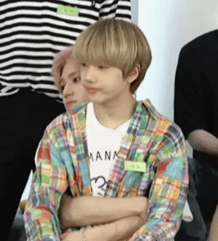 แทยงกับจีซองก็ตั้งแต่สมัยน้องตัวเท่านี้ ตอนนี้ต้องเงยหน้าคุยกับน้องแล้ว 🥹