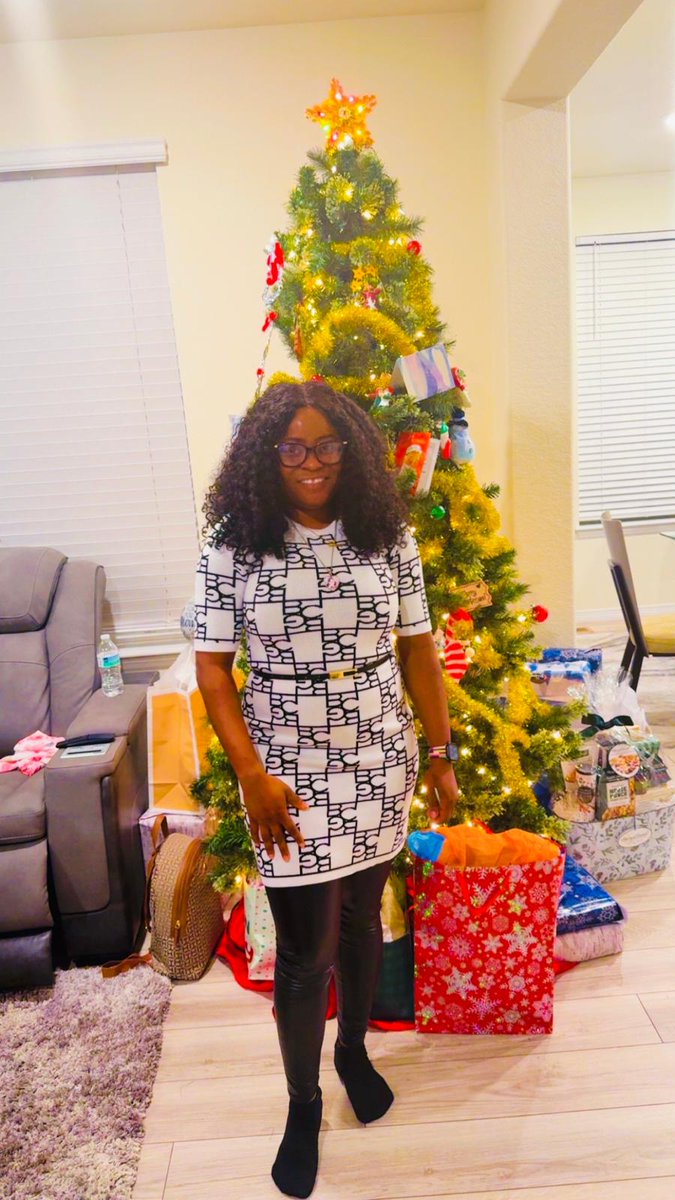 tanypearl's tweet photo. Next year I will also wear matching pajamas/ pyjamas with somebody's son in faith..This oppression too much. Merry Christmas 🎅 🎄 from me and Mr. https://t.co/uP73A5Fgsj