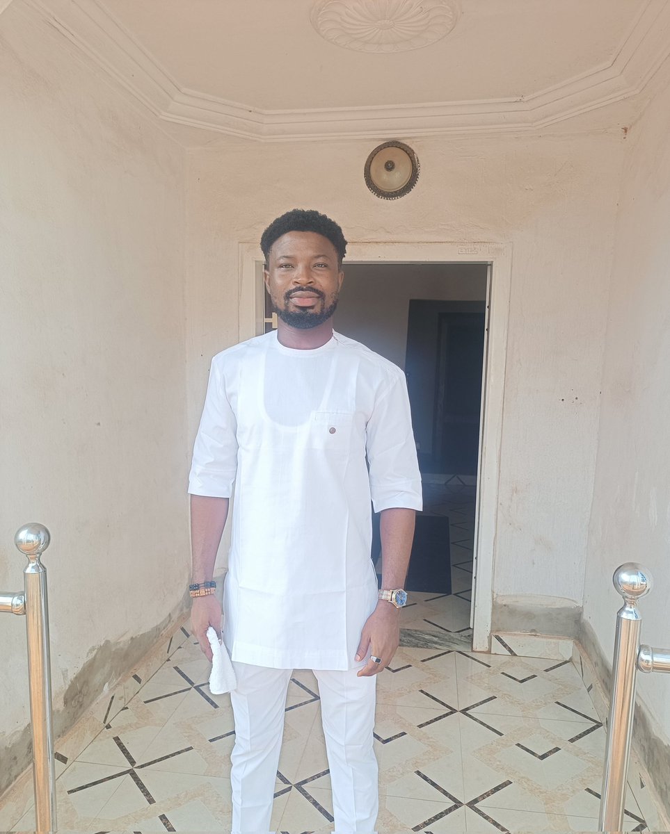 Today, I turn 32 🎂

If you see this, please say a prayer for me 🙏
Happy birthday to me 🎉