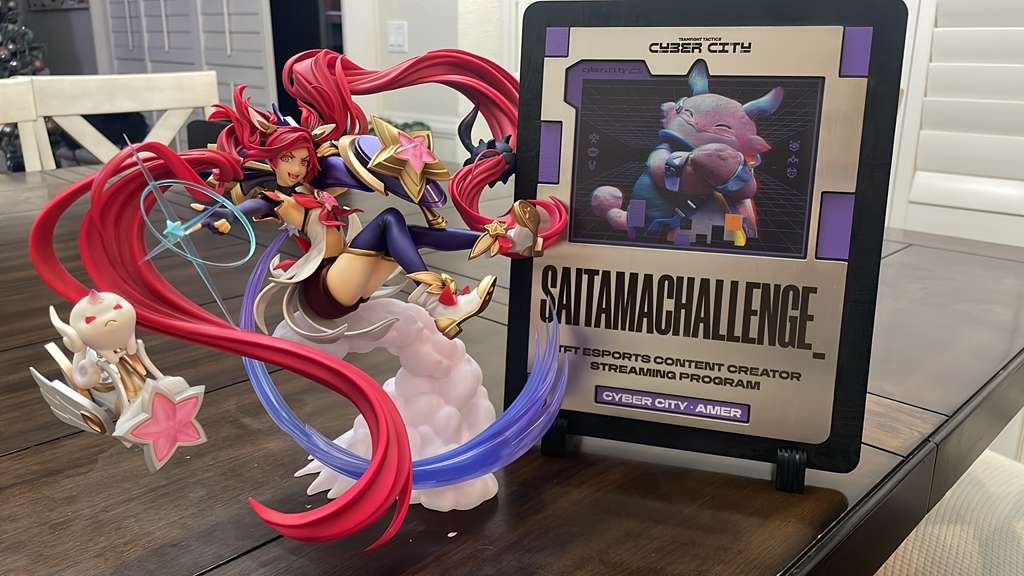 SaitamaChalleng's tweet photo. ME HA LLEGADO EL RECONOCIMIENTO DEL SET 14!!
MUCHAS GRACIAS A TODOS USTEDES QUE ME APOYRAON 
ESTAN RE HERMOSAS !!! 
Jinx Guardiana Estelar y esta placa de TFT 
estaran en mi corazon por siempre! representan el inicio de algo grande! :D ♥
#tft #teamfighttactics #costreaming https://t.co/gaR5lLBXTX