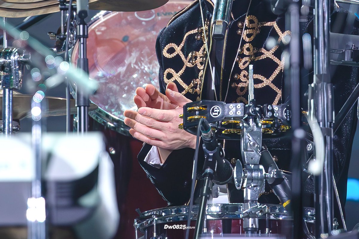 sshxttygame's tweet image. Kalau kata dowoon, luka-luka di tangan dia yang dia dapetin tuh punya kebanggaannya sendiri❤️‍🩹