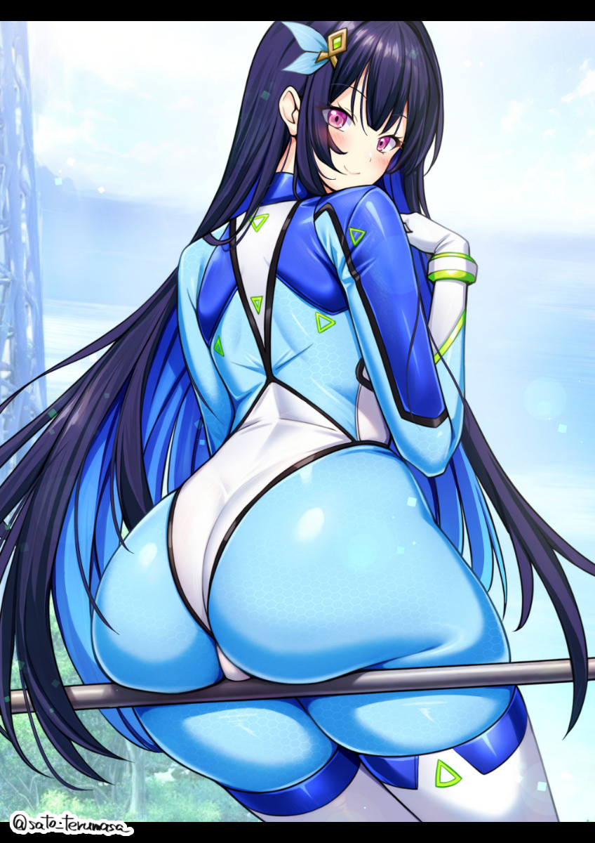 どこかにある謎ポールに腰掛けつつ、こちらにデカ尻を向けてサイレントアピールしてくる賢妹、織華 