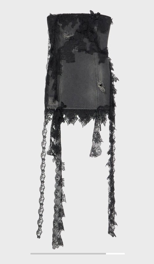 ivesstyles's tweet image. 251225 가요대전 막강즈 이서 드레스 

[ Blumarine ]
🪄 MINI DENIM DRESS WITH LACE
$930.00 (할인가 $651.00)

#아이브 #IVE #이서 #LEESEO