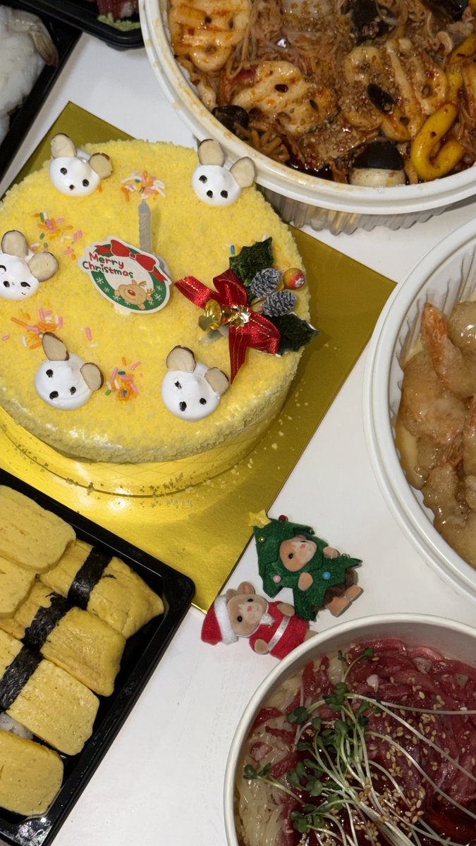 해삐메리크리스마스!!! 🎅🏻💕🎄💌🎀🩷