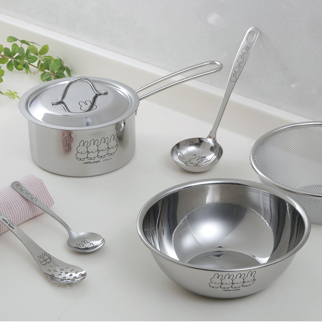 ○1月1日(木・祝)発売 miffy style限定商品発売○ 本日はmiffy style新