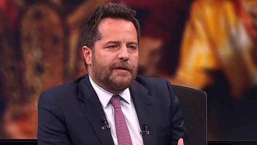 📆 01.03.2024 | 

🗣️ Erden Timur: "Devletimizden rica ediyorum. Futbolda temiz eller operasyonu yapılsın. Biz ahlaklıyız kendimize güveniyoruz."

📆 26.12.2025 |

Erden Timur gözaltına alındı.