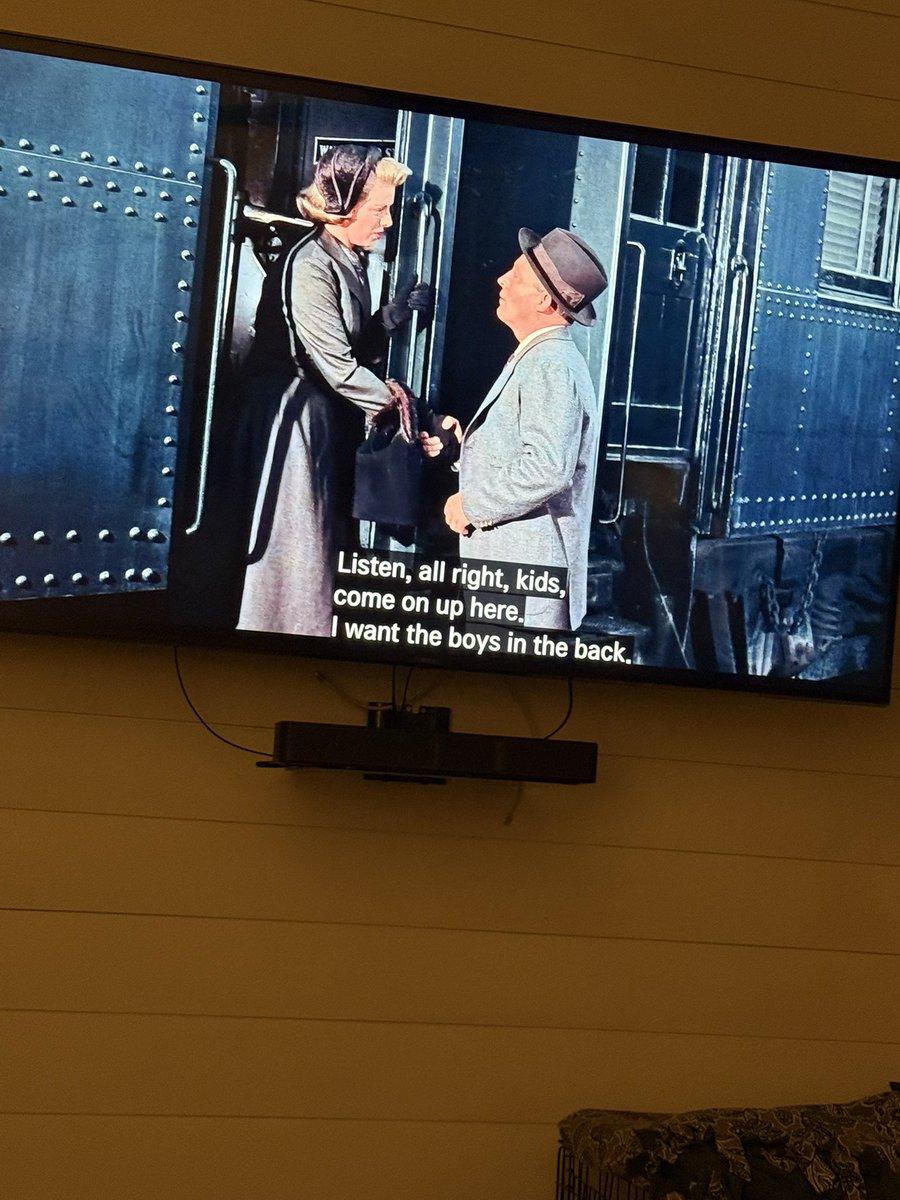 MhacklerTV's tweet image. What’s your favorite Christmas movie? Mine is White Christmas. My mom and I watch it every year. Any Christmas movie traditions? Would love to hear of them!