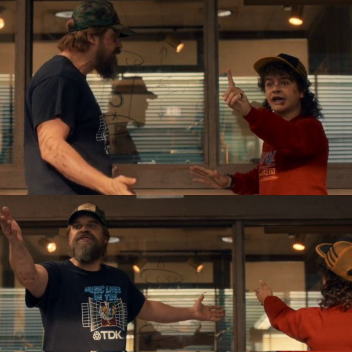 Davhome76's tweet image. THEY'RE RAGEBAITING EACH OTHER😭😭