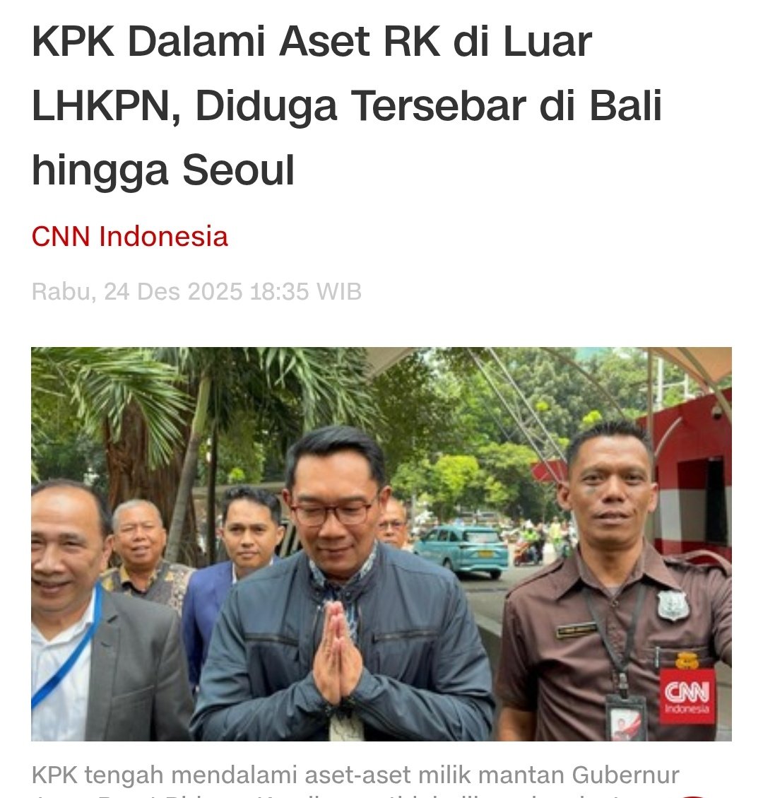 ch_chotimah2's tweet image. Ada Pramono Anung yg selama 20 tahun setia membantu Jokowi.
Rekam jejak Pramono Anung sbg pejabat juga bersih soal korupsi dan perempuan, tapi Jokowi lebih mendukung Ridwan Kamil dan ingin menghancurkan Pramono Anung.
Coba kalian pikir manusia macam apa @jokowi ini?
Dan yg lebih…