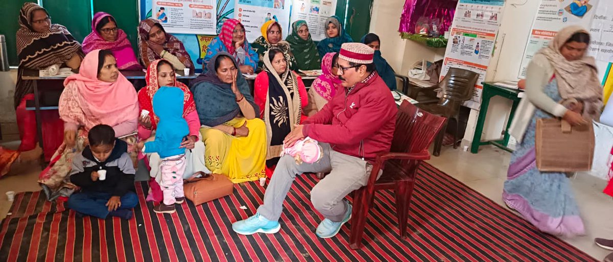 _Progressive_11's tweet photo. A one-day training on Early Growth Faltering was conducted for ANMs, ASHAs &amp; AWWs at AWC. Focus areas included early malnutrition identification (0–6 months), growth monitoring, and hands-on breastfeeding demonstrations.

#CMAM #EGF #nutrition https://t.co/HngjBRquyU
