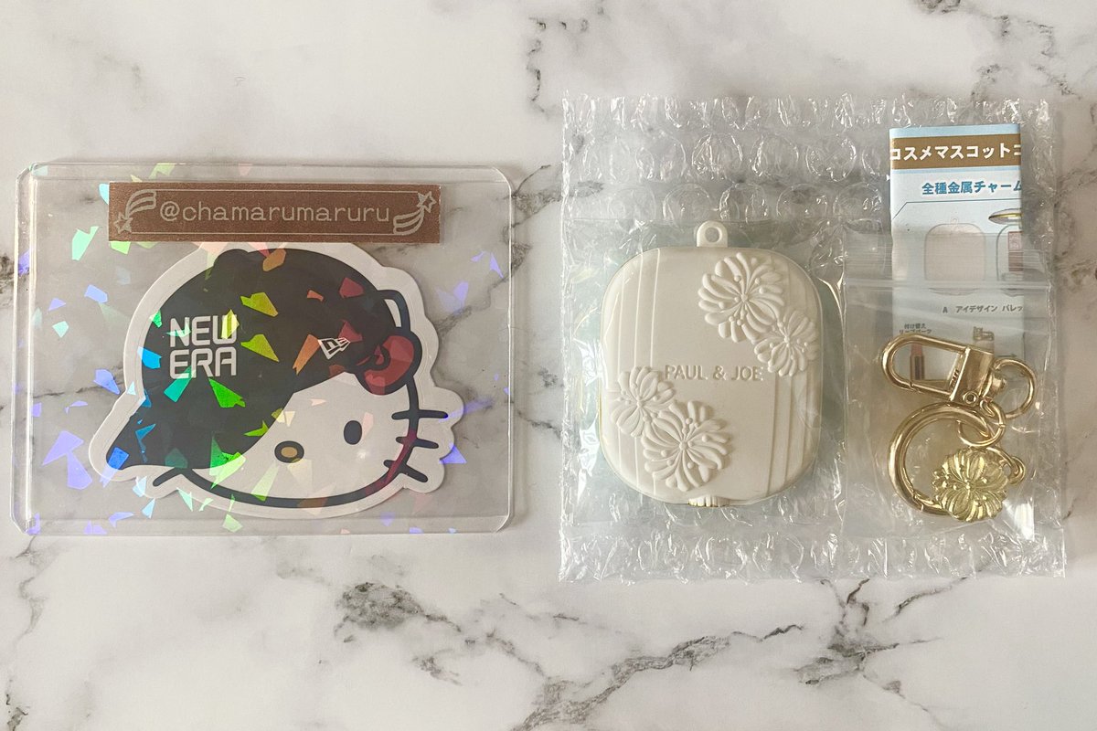 chamarumaruru's tweet image. PAUL ＆ JOE コスメマスコットコレクションvol.1  
ANNA SUI コスメマスコットコレクション
交換♻️

[ 譲 ]
ポール&amp;amp;ジョー
A.アイデザインパレット　09

[ 求 ]
アナスイ
C.ネイルカラー
D.ティントルージュ

郵送での交換希望です 💕
気軽にお声掛け下さい🙌✨