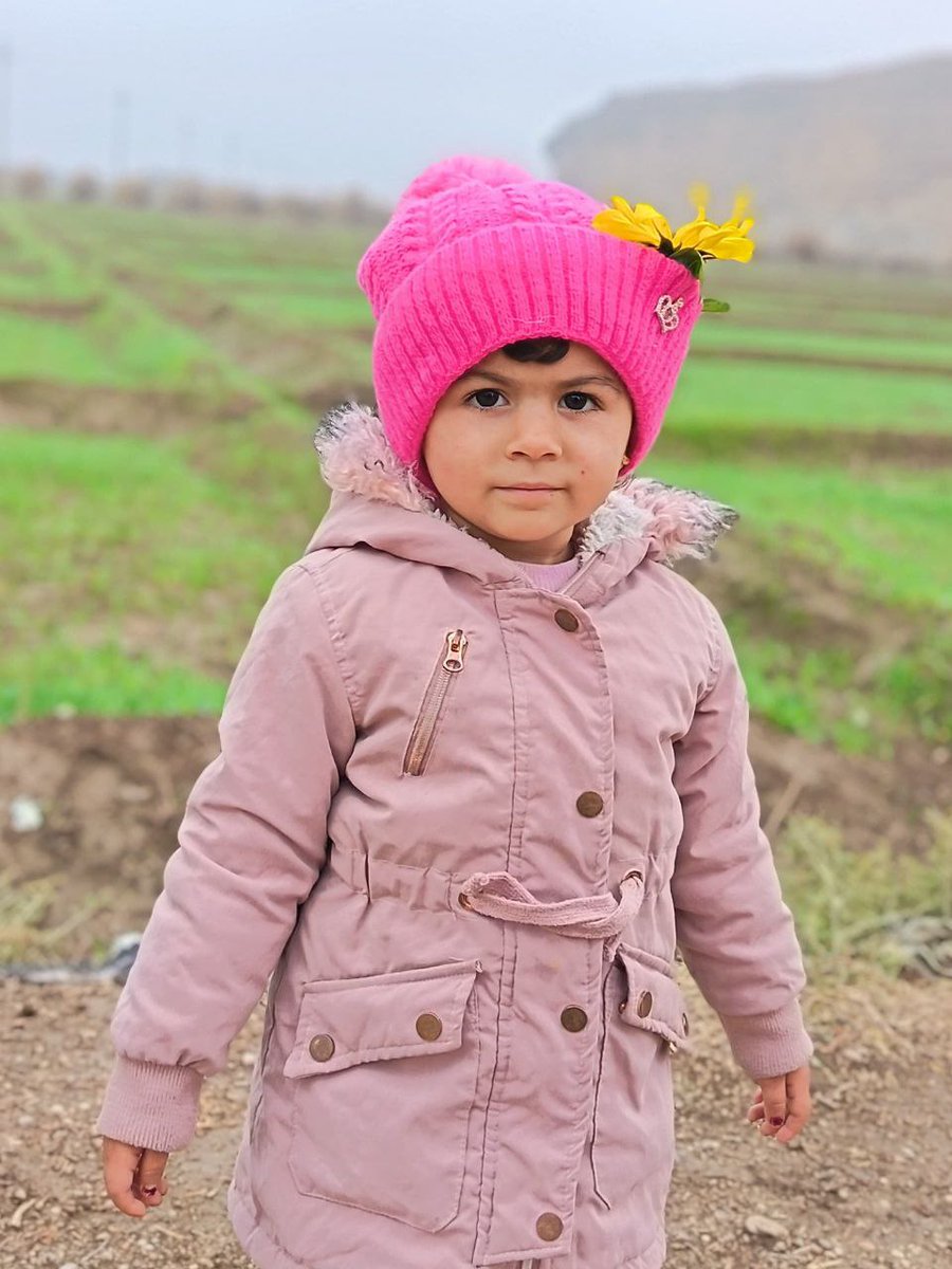 haamoud__'s tweet photo. "تغارُ الشَّمسُ حين تراك صُبحًا
وَفِي لُغة الهوى عينَاك فُصحى." https://t.co/OpxLWgAtH3