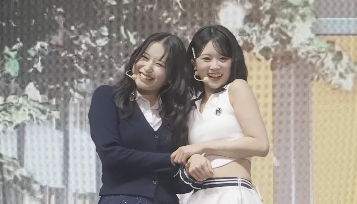 𝗿𝗶𝘀𝗮💜 tweet media