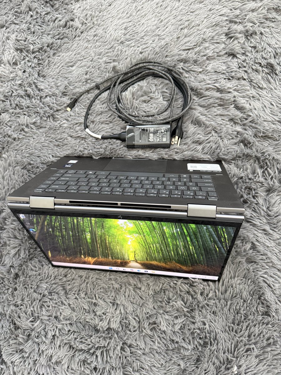 HP Envy x360 2-in-1 Laptop 15 - touchscreen 

512GB SSD 
Core ultra 7 
16GB RAM 

Price 6,000ghc, already in Ghana for immediate pickup or delivery. 

WhatsApp 0550341226