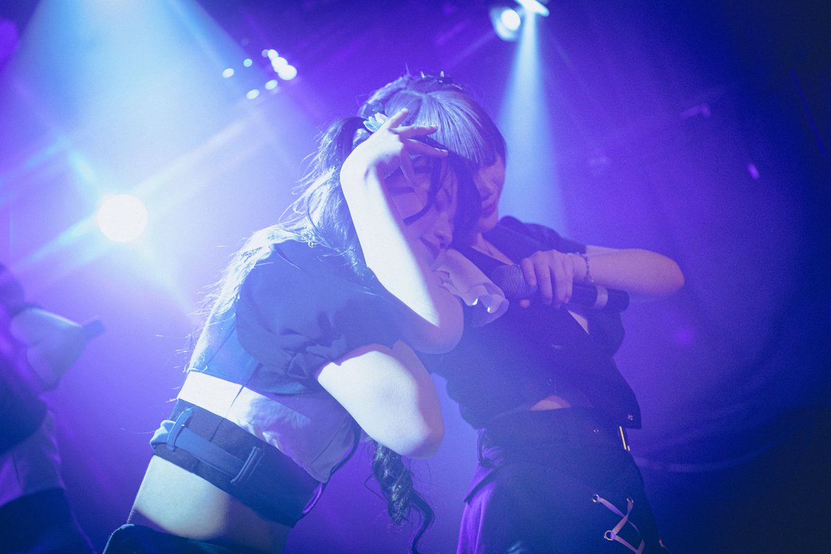 tsubaki_bbts's tweet image. BBTSの末っ子ちゃんシズクお誕生日おめでとう🎂❤️

お姉さんっぽい？！って最近よく聞いてくるけど末っ子ちゃんなシズクが1番愛おしいよ😘最近のツボはバカ笑いしてる時のシズクの笑い声です(？)一緒に素敵な1年にしようね✨️

お気に入り写真〜📸

#bbts
#BrokenByTheScream
#御子神シズク生誕祭2025