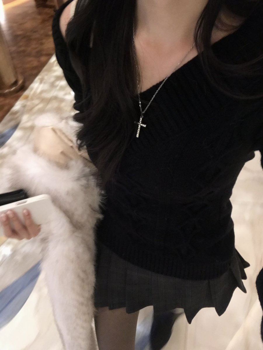 pomexyunowxye's tweet photo. mas https://t.co/wuv2JZCjQo