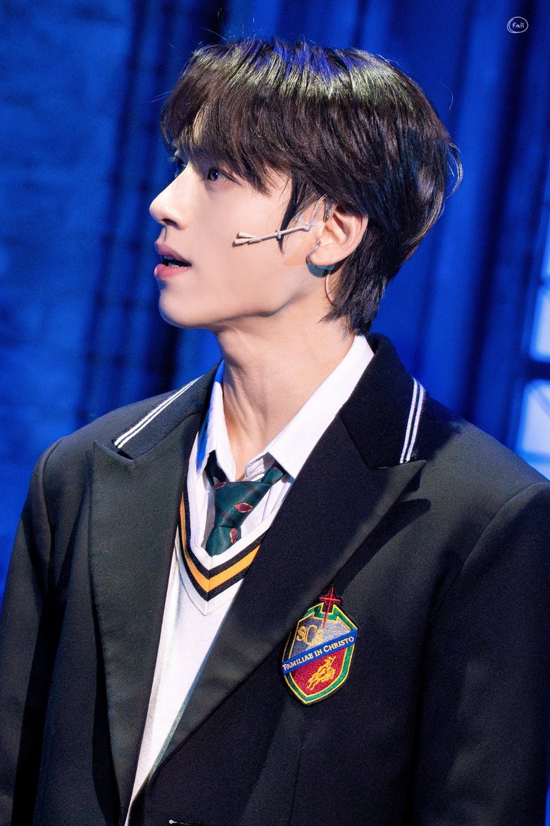 폴🌠 tweet media