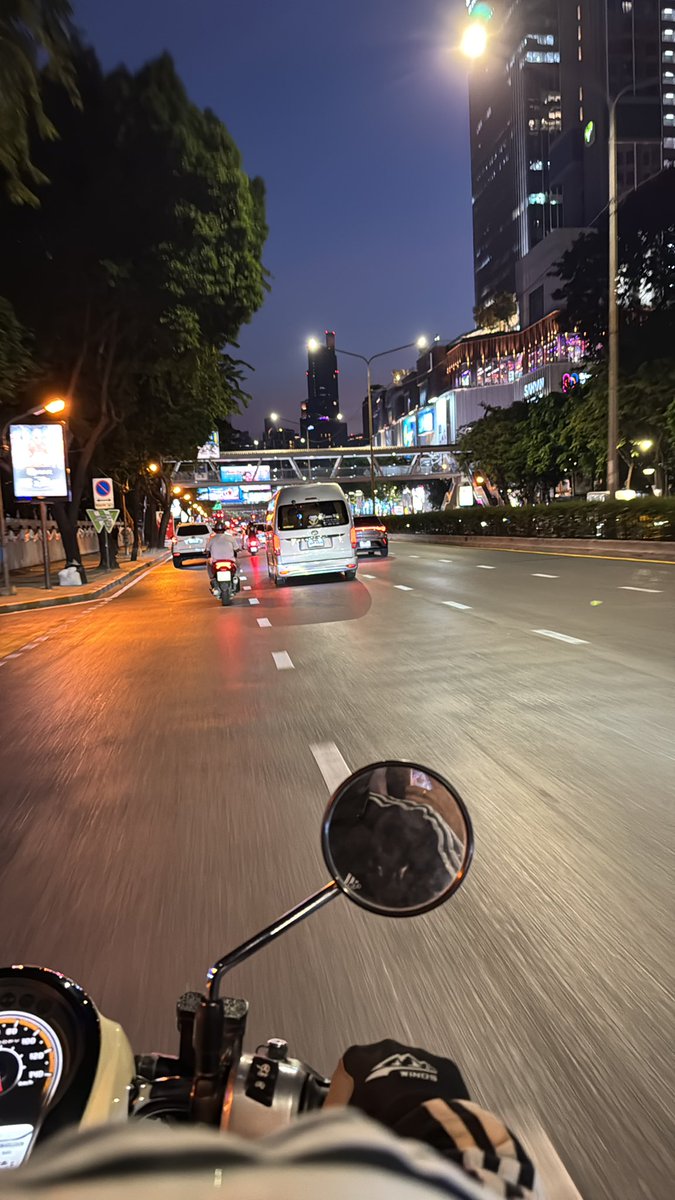 mxllbb4's tweet image. รอแม่ด้วยยย #HaierxBamBam