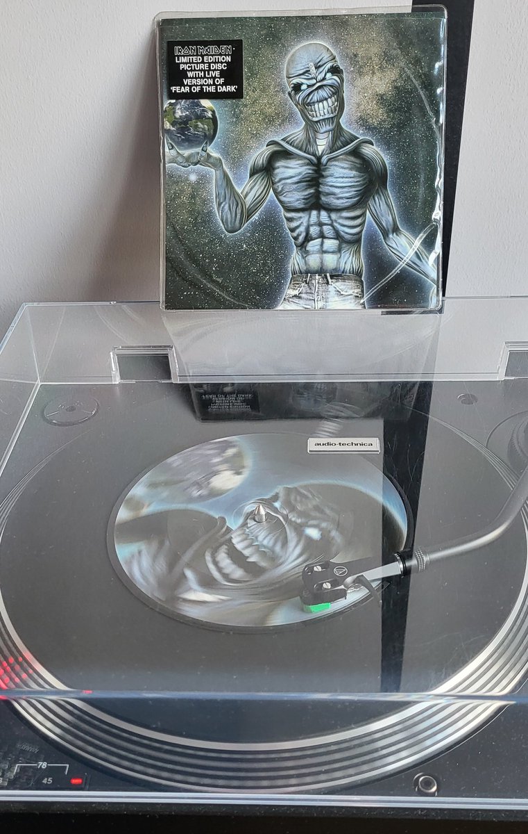 DavidGTato's tweet image. #Vinileando 

@IronMaiden DIFFERENT WORLD
(Single, Edición Limitada en Picture Disc)
#IronMaiden #DifferentWorld #FearOfTheDark