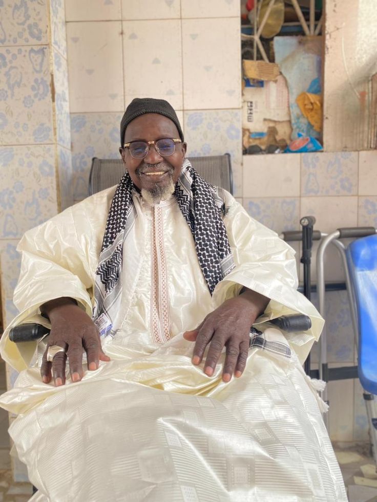Segoupaw's tweet photo. [#JummahMubarack - #Ségoupaw] 

Jummah Mubarak 🌙 en ce dernier vendredi de l’an #2025.  

Au-delà des polémiques sur le calendrier #gregorien, ce jour (Voir plus...) 
https://t.co/bQ2HJVmwUP https://t.co/Qp5xlZPHBJ