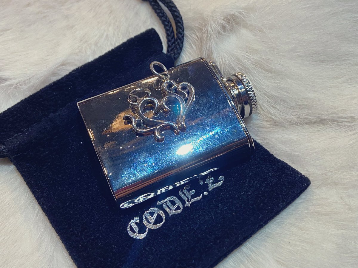 ビビッとお揃いで着けたくてとCODE.Zのハートペアトップ、お迎えして